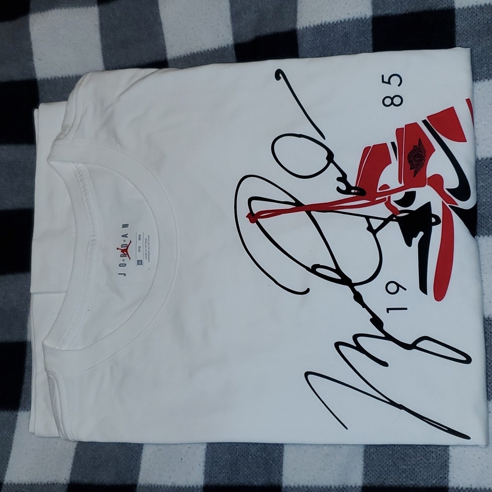 Air Jordan Mens Tshirt Size 3XL